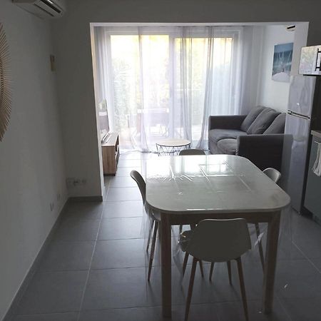 Charmant Studio Dans La Residence Haut Du Golf Saint-Raphaël 외부 사진